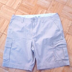 Old Navy cargo shorts men's size 40 tan color